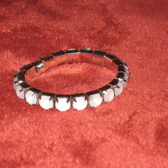 Jewelry - for womens